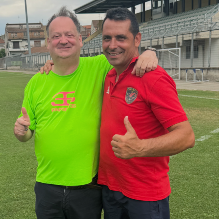 Luca Silvestrone con Fabrizio Daghio delegato alle politiche sportive